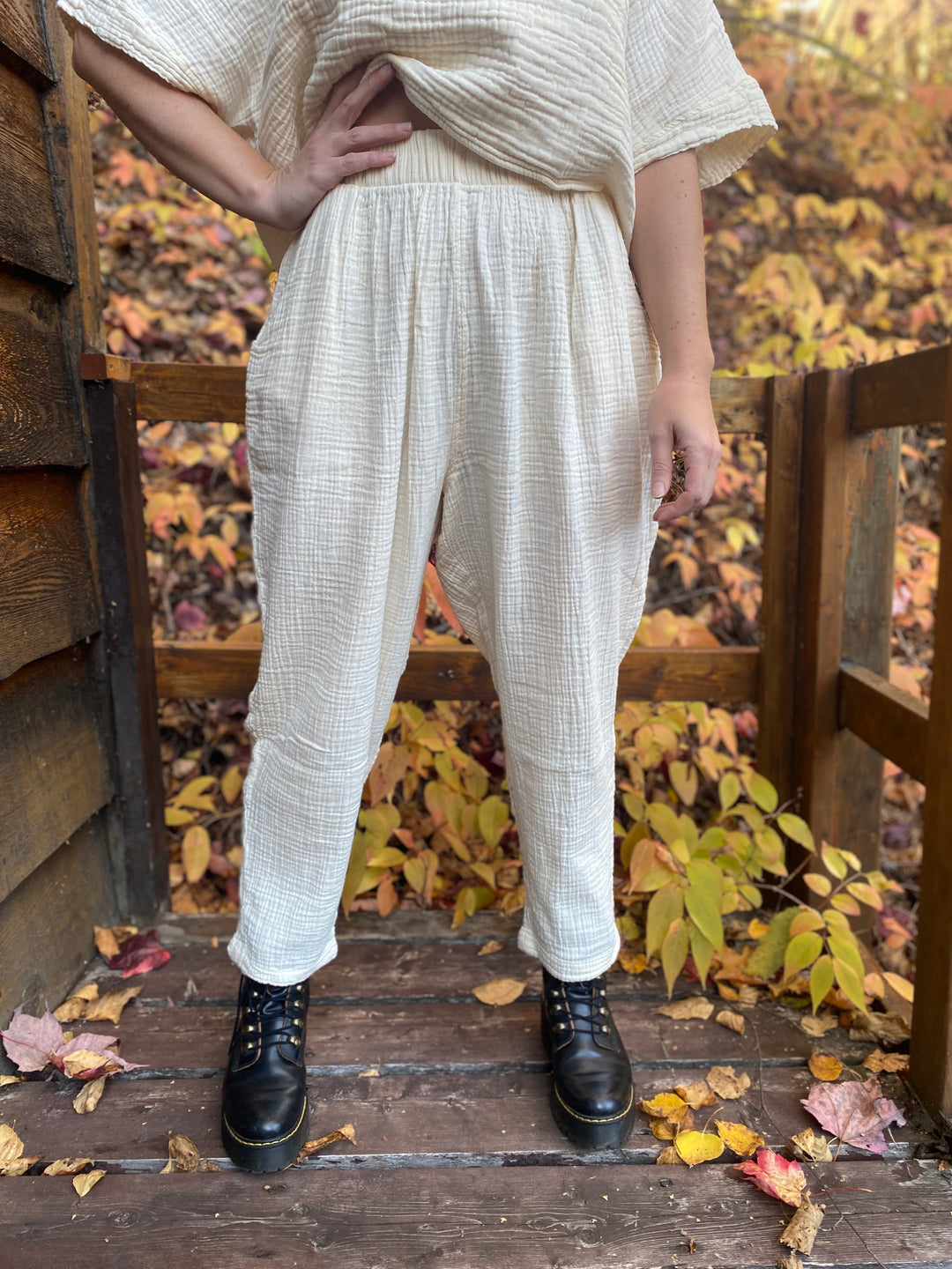 Crinkle Slouchy Pants - One-Sized - Cream