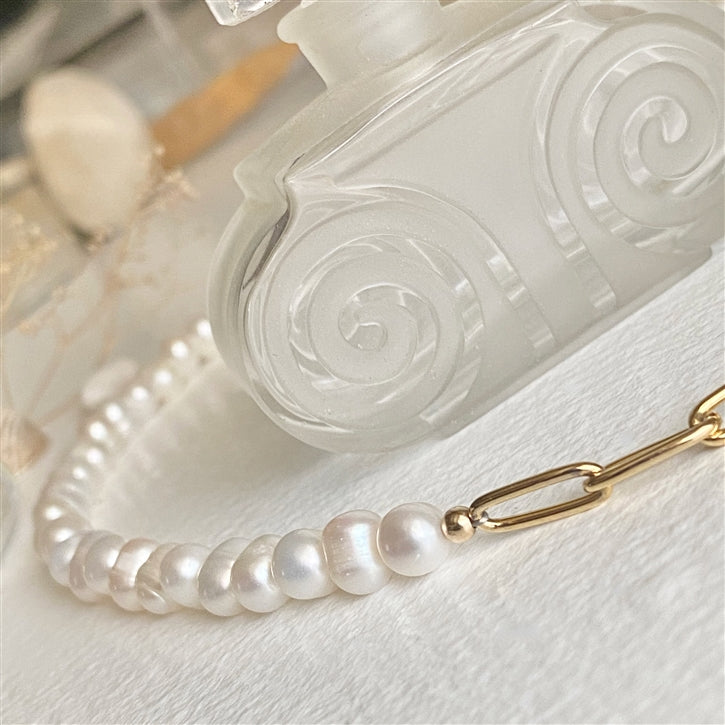 Freshwater Pearl and Gold Paperclip Chain Necklace